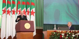  الحركة الديناميكية للجالية الجزائرية المقيمة بفرنسا تشيد بخطاب رئيس الجمهورية