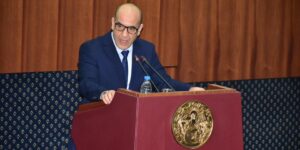 وزير النقل: برمجة مشاريع الترامواي بالولايات مربوط بمدى جدواها