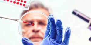 “ورم ذكي”.. أحدث طريقة لكشف وعلاج السرطان