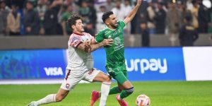 في قمة الجولة 16 من الدوري السعودي.. محرز يتعادل مع مواطنه سعيود 