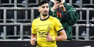 سانت جيلواز يشيد بإمكانيات الدولي الجزائري عمورة