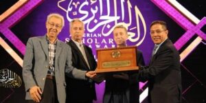 مؤسسة وسام العالم الجزائري.. تكريم الباحثين حليمي وموساوي