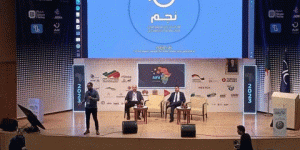 إطلاق أول محرك للتفكير باللغة العربية