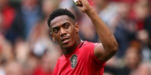 مان يونايتد منفتح على بيع خمسة لاعبين كبار