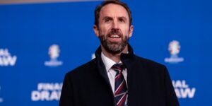 ساوثغايت يرفض استسهال مجموعة إنجلترا