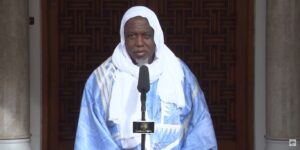 إمام الطريقة الكنتية يشيد بوقوف الجزائر إلى جانب مالي في كل المراحل والأزمات