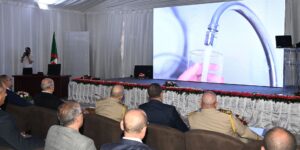 تسريع وتيرة تنفيذ برنامج تحلية مياه البحر في 2023