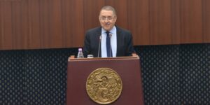 وزير الداخلية يكشف بالبرلمان: وضع حيز التنفيذ نظام معلوماتي لمتابعة تسيير ومراقبة وإزالة النفايات المنزلية