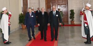 رئيس الجمهورية يصل قصر الأمم لإلقاء خطاب للأمة