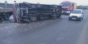 حوادث المرور: إصابة 11 شخص كحصيلة أولية في حادث مرور بولاية بومرداس