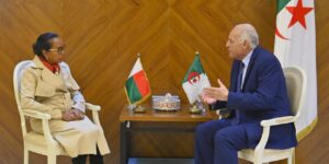 عطاف يستقبل رئيسة الجمعية الوطنية لجمهورية مدغشقر