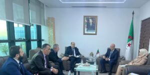 زيتوني يستقبل وفدا من النقابة الوطنية للصيادلة الخواص