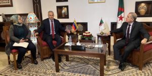 تعزيز التعاون الجزائري-الفينزويلي في قطاع السياحة