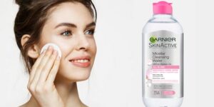 بين الفوائد والأضرار.. كيف يؤثر ماء ميسيلار على بشرتِك؟