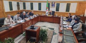 وزير العدل يعقد اجتماعا تقييميا لمتابعة تقدم عدد من ورشات القطاع