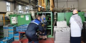 البليدة.. دخول 132 مؤسسة صناعية مرحلة الإنتاج