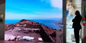 محطة تحلية مياه البحر ببجاية.. دربال يؤكد على الأهمية الاستراتيجية لهذا المشروع