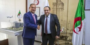 الجوية الجزائرية تدرس سبل دعم الشراكة مع نظيرتها الفنزويلية