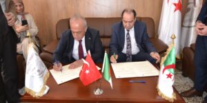جامعة وهران 2 توقع اتفاقية توأمة مع جامعة “أتاتورك” التركية