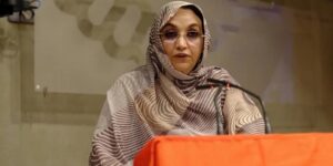 السلطات الإسبانية تجدد تصريح إقامة الحقوقية الصحراوية أميناتو حيدر