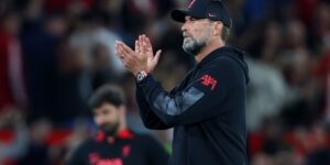 خوسيه انريكي غاضبا: ملّاك النادي السبب في قرار كلوب