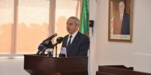 دعوة إلى تعزيز الجهود المبذولة في خدمة اللغة العربية