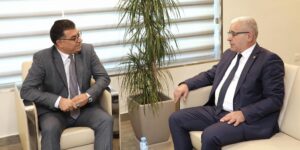 بوغالي يتحادث مع وزير الزراعة الأردني