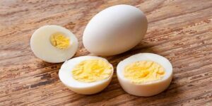 صحتنا في غذائنا.. ماذا يحدث لجسمك عند تناول بيضة مسلوقة كل يوم؟