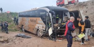 بجاية:51 جريحا في حادث إنحراف حافلة بأميزور