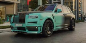 تحمل لوحة ترخيص رقم “7” بقيمة 15 مليون دولار.. رولز رويس “Linea D’ Oro” من منصوري