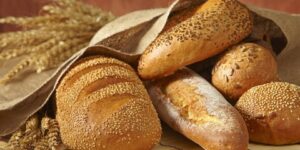 صحتنا في غذائنا.. فوائد خبز الشعير الصحية