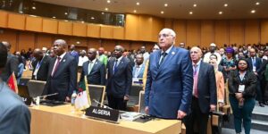 وزير الشؤون الخارجية يشارك في أشغال الدورة العادية (37) لمؤتمر رؤساء دول وحكومات الاتحاد الإفريقي