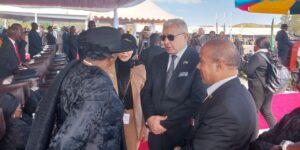 بوغالي يلتقي بويندهوك الرئيس الناميبي الأسبق ونائب رئيس الجمهورية