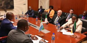 الدفاع عن جميع القضايا العادلة في العالم يجب أن يبقى قائما وثابتا