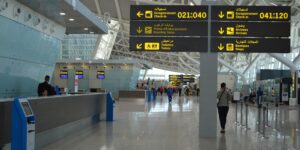 وزير النقل يقف على مدى جاهزية مطار الجزائر الدولي تحسبا للقمة السابعة لمنتدى الدول المصدرة للغاز 