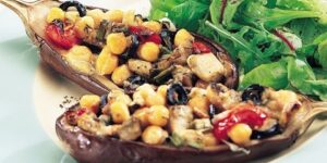 طبق اليوم.. باذنجان محشي