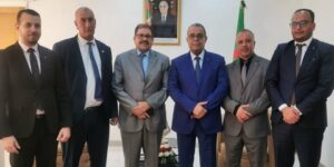 عون يستقبل برلمانيين عن ولاية سيدي بلعباس