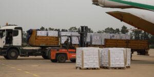 الهلال الأحمر الجزائري: شحن 150 طنا من المساعدات الإنسانية إلى الأشقاء الفلسطينيين