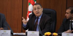 تسجيل 1952 جمعية وطنية و25 ألف جمعية ولائية