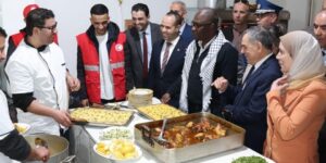 حيداوي: تطوع الشباب الجزائري يمثل إحدى قيم التكافل الكبيرة التي تظهر أكثر في شهر رمضان