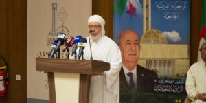 مختصون يؤكدون على أهمية المرجعية الدينية في الحفاظ على المجتمع