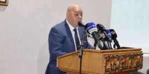 ربيقة يدعو إلى القيام ببحوث معمقة لإبراز دور الشهيد العقيد لطفي خلال ثورة أول نوفمبر