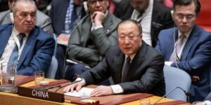 مندوب الصين: واشنطن لا تستطيع الاستمرار بالعرقلة