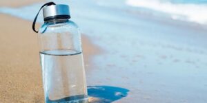 احذر.. زجاجة المياه القابلة لإعادة الاستخدام أرض خصبة للبكتيريا