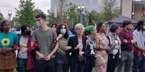 اعتقال مرشحة للرئاسة الأمريكية في احتجاج جامعة واشنطن.. الحمى تصل كندا