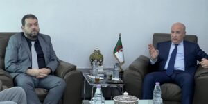 زيتوني يترأس اجتماعا لتقييم السنة الأولى من الاستثمار المحلي في إنتاج العلامات العالمية