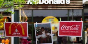 بهدف دعم المقاطعة نصرة لفلسطين.. احتجاجات أمام فروع “ماكدونالدز” في هولندا