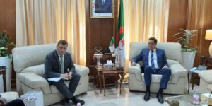 الأمين العام لوزارة الطاقة والمناجم يستقبل وفدا عن الشركة الروسية للنفط “زاروبيزهنفت”