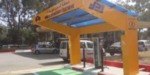 بشار.. نحو إنجاز ثلاث محطات لشحن السيارات الكهربائية