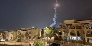 المقاومة الإسلامية بالعراق تعلن استهدافها “إيلات” بـ3 طائرات مسيّرة